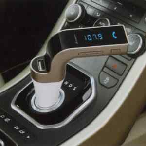 fm transmitter vysilac autonabijecka usb bluetooth handsfree led displej stribrny